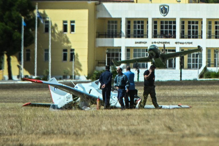 Αεροπορικό ατύχημα στο Τατόι: Χειρουργήθηκε ο ένας πιλότος – Σε καταστολή ο δεύτερος