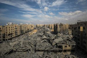 Γάζα: Το Ισραήλ «παγώνει» τις επιχειρήσεις μετά το «ναι» της Χαμάς για τους ομήρους