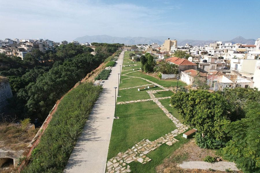 Φύλαξη στα Ενετικά Τείχη για την προστασία του μνημείου από βανδαλισμούς