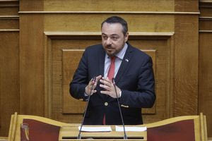 Φραγκίσκος Παρασύρης: «Το κλείσιμο καταστημάτων των ΕΛΤΑ απειλεί την κοινωνική συνοχή»