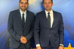 Συνάντηση του Κωνσταντίνου Κεφαλογιάννη με τον Ευρωπαίο Επίτροπο γεωργίας και τροφίμων