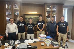 Με τον δήμαρχο Ρεθύμνου συναντήθηκαν οι Cretan Kings