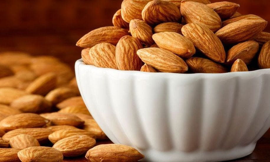Αμύγδαλο: Γιατί είναι το νέο “superfood” της κουζίνας