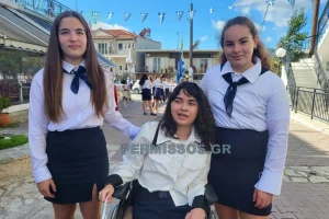 28η Οκτωβρίου: Παρέλασε η μικρή Αλεξία 6 χρόνια μετά τον βαρύτατο τραυματισμό της στο κεφάλι από αδέσποτη σφαίρα