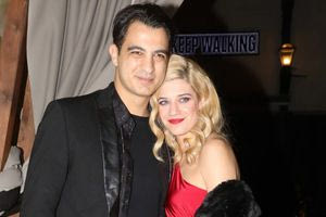 Τζένη Θεωνά και Δήμος Αναστασιάδης έγιναν γονείς για 2η φορά: Η ηθοποιός γέννησε φυσιολογικά ένα υγιέστατο αγοράκι