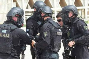 Έφοδος της ΕΛ.ΑΣ σε σπίτι πιστολέρο στον Μυλοπόταμο