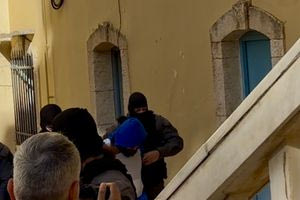 “Ματωμένο” κρητικό γλέντι: «Ήταν θέμα χρόνου να βγάλει κάποιος από τη μέση τον 52χρονο» λέει συγγενής του 23χρονου