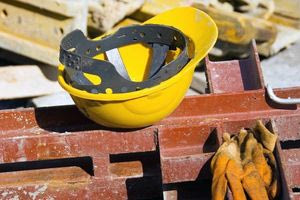 Εργατικά ατυχήματα: Σταθερά πάνω από 14.000 ετησίως