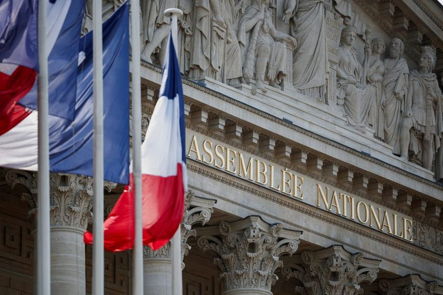 Γαλλία: Ανοιχτό το ενδεχόμενο μη έγκρισης του κρατικού προϋπολογισμού για το 2026