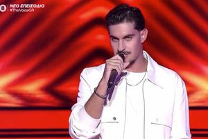 Φώτης Κοτζανταμπάνης: Ο Ηρακλειώτης που «μάγεψε» το Voice με Μαζωνάκη!