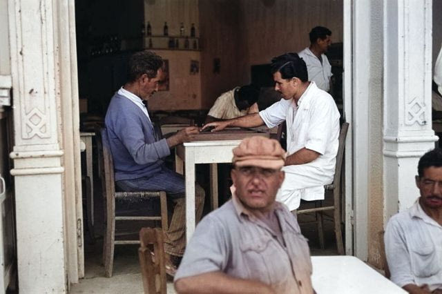 Καφενείο στο Ηράκλειο, τον Σεπτέμβριο του 1964