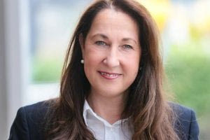 Γερμανία: H δήμαρχος έδειξε την κόρη της ως υπεύθυνη για το μαχαίρωμα της