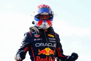 Ο Φερστάπεν έβαλε “φωτιά” στο πρωτάθλημα της Φόρμουλα Ένα