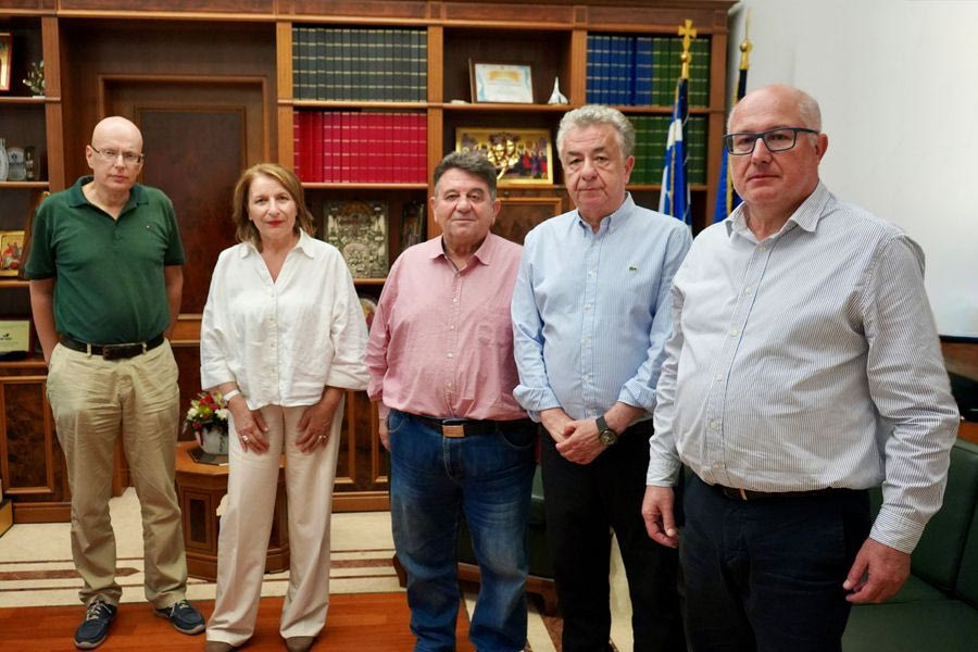 Τι συζήτησε με τους γεωτεχνικούς ο Στ. Αρναουτάκης