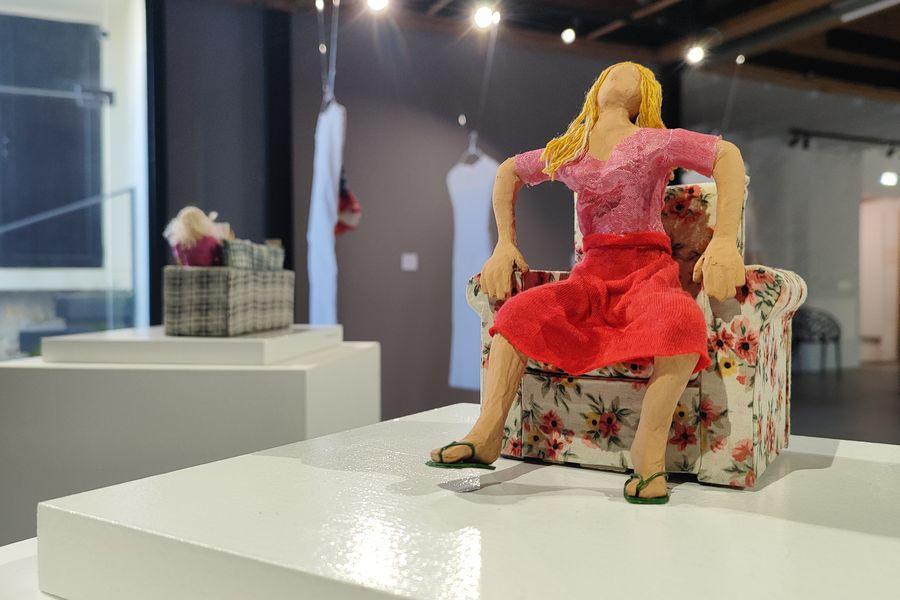 (ΦΩΤΟ) «Γη – Γυναίκα»: Σώματα που μιλούν πολύ αλλά χαμηλόφωνα