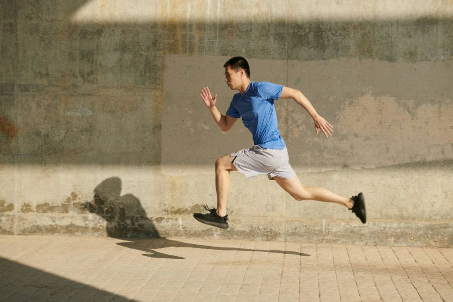 Το «ιαπωνικό περπάτημα» είναι ο εύκολος τρόπος για να παραμείνεις υγιής