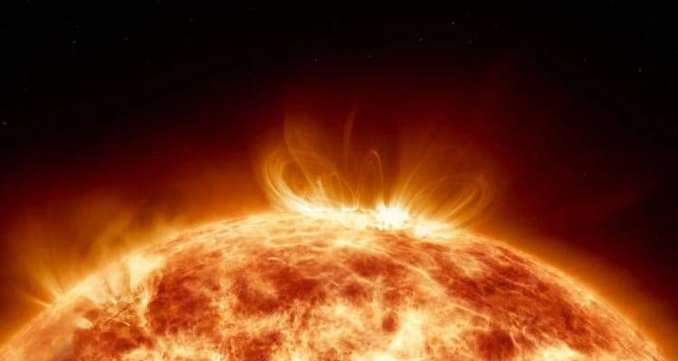 Ήλιος: Οι επιστήμονες εξήγησαν γιατί «βρέχει»