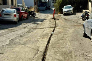 «Χωράφι» οι δρόμοι του Ηρακλείου από την τοποθέτηση οπτικών ινών
