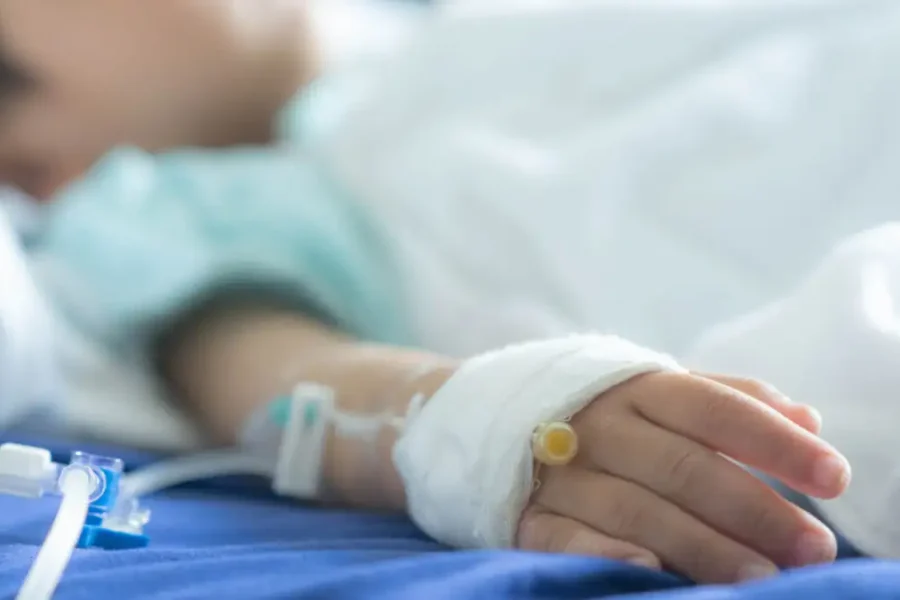Έξαρση κρουσμάτων κοκκύτη σε Αθήνα και Θεσσαλία: 1 στα 3 βρέφη καταλήγει σε νοσηλεία