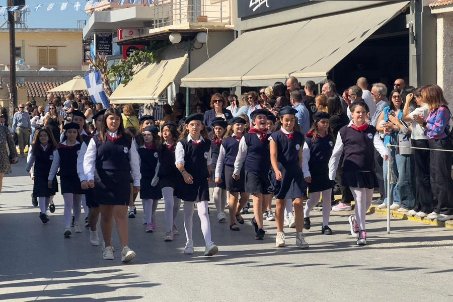 (ΦΩΤΟ) Λαμπρός ο εορτασμός της 28ης Οκτωβρίου στο Δήμο Μινώα Πεδιάδας