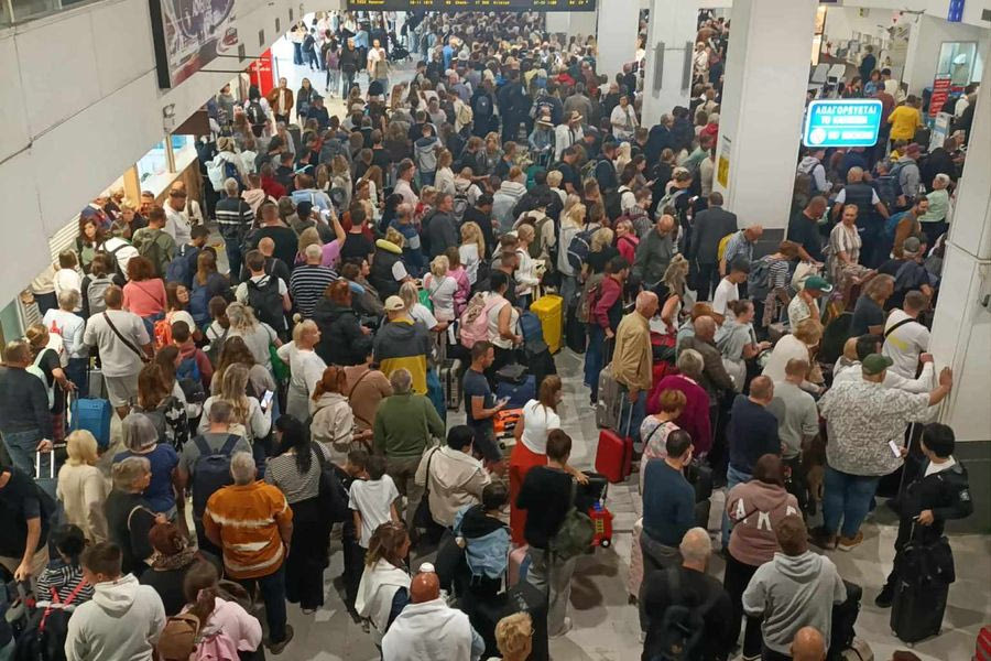 Αεροδρόμιο Ηρακλείου: Ρεκόρ δεκαμήνου και ισχυρές αφίξεις από το εξωτερικό