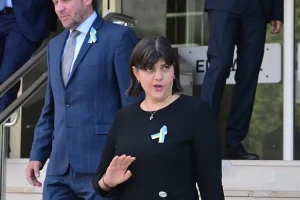 Κοβέσι: Η διαφθορά υπάρχει παντού, όχι μόνο στην Ελλάδα, άψογη η συνεργασία με τις ελληνικές αρχές – Τι είπε για ΟΠΕΚΕΠΕ και Τεμπη