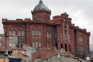 Διαψεύδει η Πατριαρχική Μεγάλη του Γένους Σχολή τις αναφορές περί «λουκέτου»