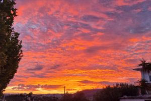 ΦΩΤΟ: Ένας πίνακας ζωγραφικής στον ουρανό του Ηρακλείου