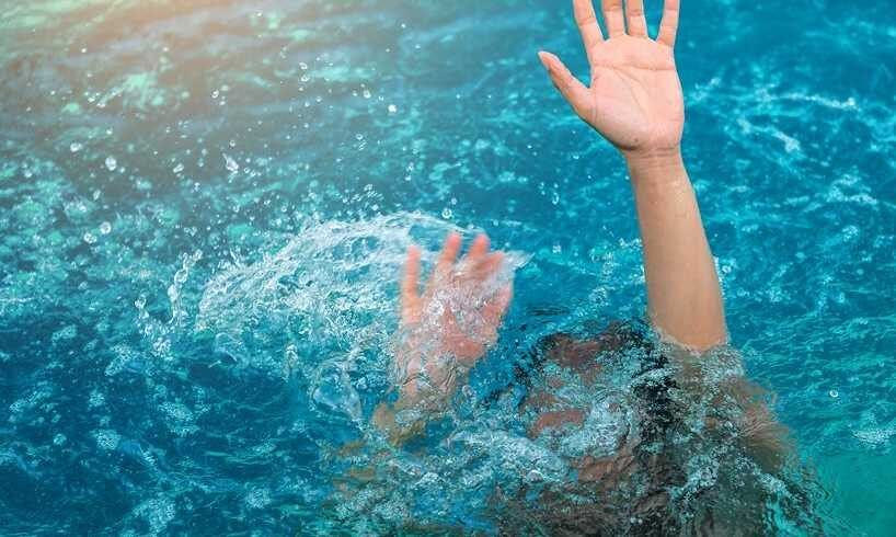 Ρόδος: 3χρονη βρέθηκε στον πάτο πισίνας και διασωληνώθηκε