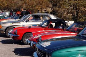 Ιστορικά οχήματα θα «τρέξουν» στην Κρήτη: Από τη μηχανή με το καλάθι έως την Rolls Royce