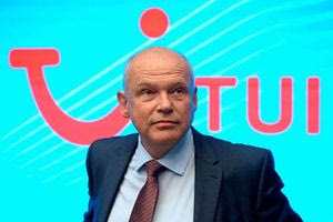 Ο CEO της TUI βλέπει τεράστιες προοπτικές στην επέκταση της σεζόν στην Κρήτη, αλλά υπάρχουν… όροι και προϋποθέσεις