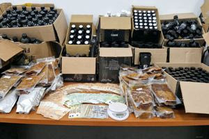 Παράνομο εμπόριο καπνικών στο Ηράκλειο: Συλλήψεις και κατασχέσεις μεγάλης ποσότητας