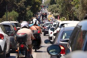 Τέλη κυκλοφορίας: Στο Taxis αρχές Νοεμβρίου – Ίδιες οι τιμές αυστηρότερες οι ποινές για εκπρόθεσμη πληρωμή