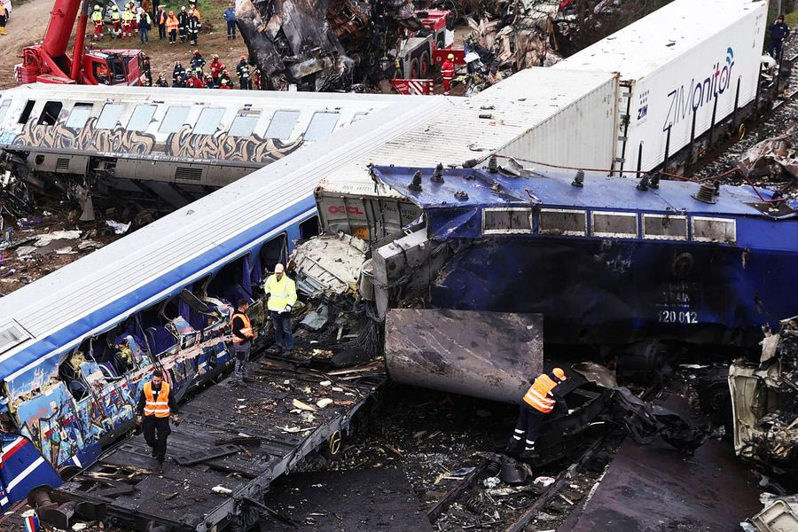 Tέμπη: Απολογήθηκαν Τριαντόπουλος, Αγοραστός και άλλοι 6 για το «μπάζωμα