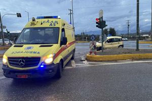 Τροχαίο στη διασταύρωση Σκαλανίου – Δύο τραυματίες