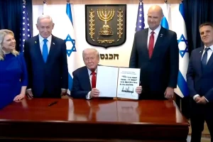 LIVE – Ιστορική μέρα για τη Μέση Ανατολή: Η Χαμάς απελευθέρωσε τους 20 ζωντανούς ομήρους, ο «Πρόεδρος της Ειρήνης» στην Κνεσέτ – Λεπτό προς λεπτό όλες οι εξελίξεις