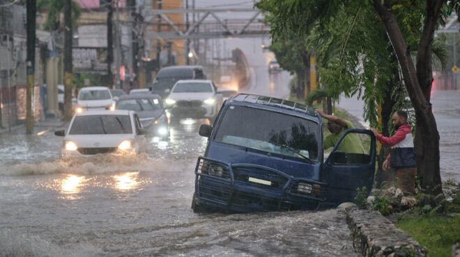 Τζαμάικα: «Ο χειρότερος κυκλώνας του αιώνα», πλήττει την Καραϊβική