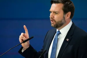 Τζορτζ Στεφανόπουλος: «Έκοψε» on air τη συνέντευξη με τον Τζέι Ντι Βανς