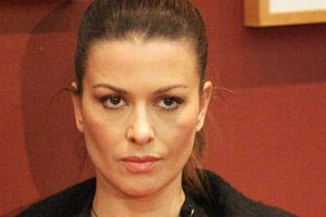 Τζίνα Αλιμόνου: Mετά από επεισόδιο ενδοοικογενειακής βίας, βρέθηκε στην Ευελπίδων