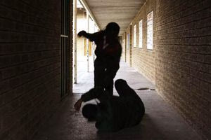 Σοκάρουν τα στοιχεία για τη βία ανήλικων – Στη φυλακή και οι γονείς για παραμέληση