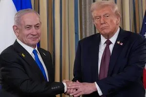 Μπίμπι, αυτή είναι η μόνη σου ευκαιρία για νίκη: Πώς ο Τραμπ έπεισε τον Νετανιάχου να δεχτεί το σχέδιο για τη Γάζα