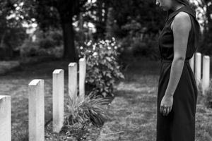 Γιατί αυξάνονται οι θάνατοι των νέων παγκοσμίως – Το παράδοξο της Ελλάδας