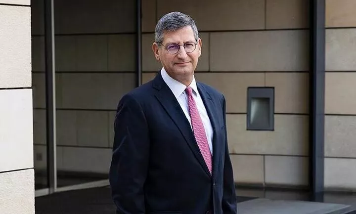 Με ορατές τις δασμολογικές πιέσεις στην Ευρώπη, η Ελλάδα βρίσκει στηρίγματα στους παραδοσιακούς της κλάδους