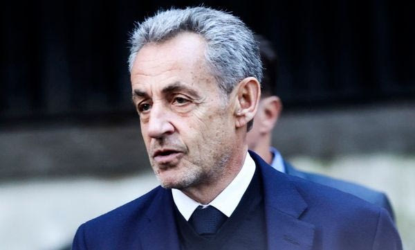 Σαρκοζί: Οι δυσκολίες στη φυλακή – Γιατί τρώει μόνο γιαούρτι