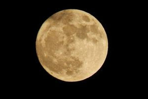 Υπερπανσεληνος Νοεμβρίου απόψε: Το «Φεγγάρι του Κάστορα» θα είναι το μεγαλύτερο της χρονιάς