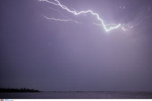 ΕΜΥ: Τα τελευταία προγνωστικά για την κακοκαιρία – Οι περιοχές που είναι «πορτοκαλί» λόγω ισχυρών βροχών και καταιγίδων