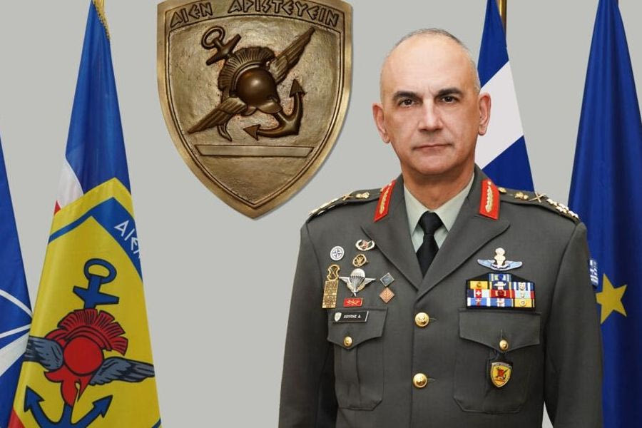 «Ανενδοίαστη ετοιμότητα όταν το καθήκον το απαιτήσει» ζητά από τους στρατιωτικούς ο αρχηγός ΓΕΕΘΑ