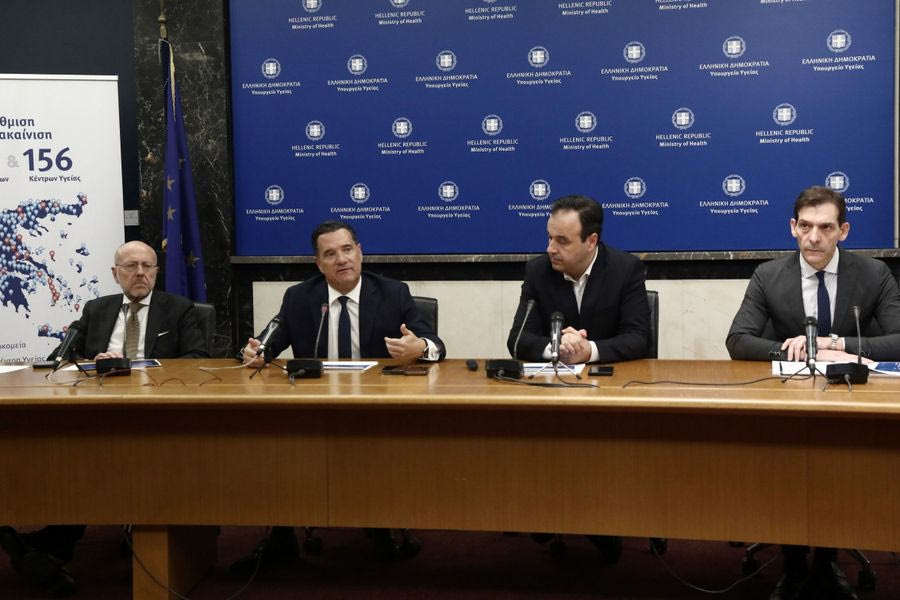 «Φρένο» στην πώληση καπνικών προϊόντων και αλκοόλ στους ανηλίκους – Νέα μέτρα, έλεγχοι και QR codes