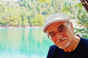 Π. Σταθόγιαννης: «Ο νεαρός Έλληνας είναι λίγο πιο απαίδευτος και γκρινιάρης, αλλά με λιγότερες ψευδαισθήσεις»