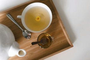 Αυτό είναι το φυσικό ρόφημα με 3 υλικά που ανακουφίζει άμεσα τον πονόλαιμο